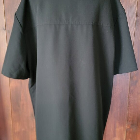 FIGS Technical Collection Scrub Top Women XXL Black V-Neck Chest Pocket Medical - Picture 9 of 11